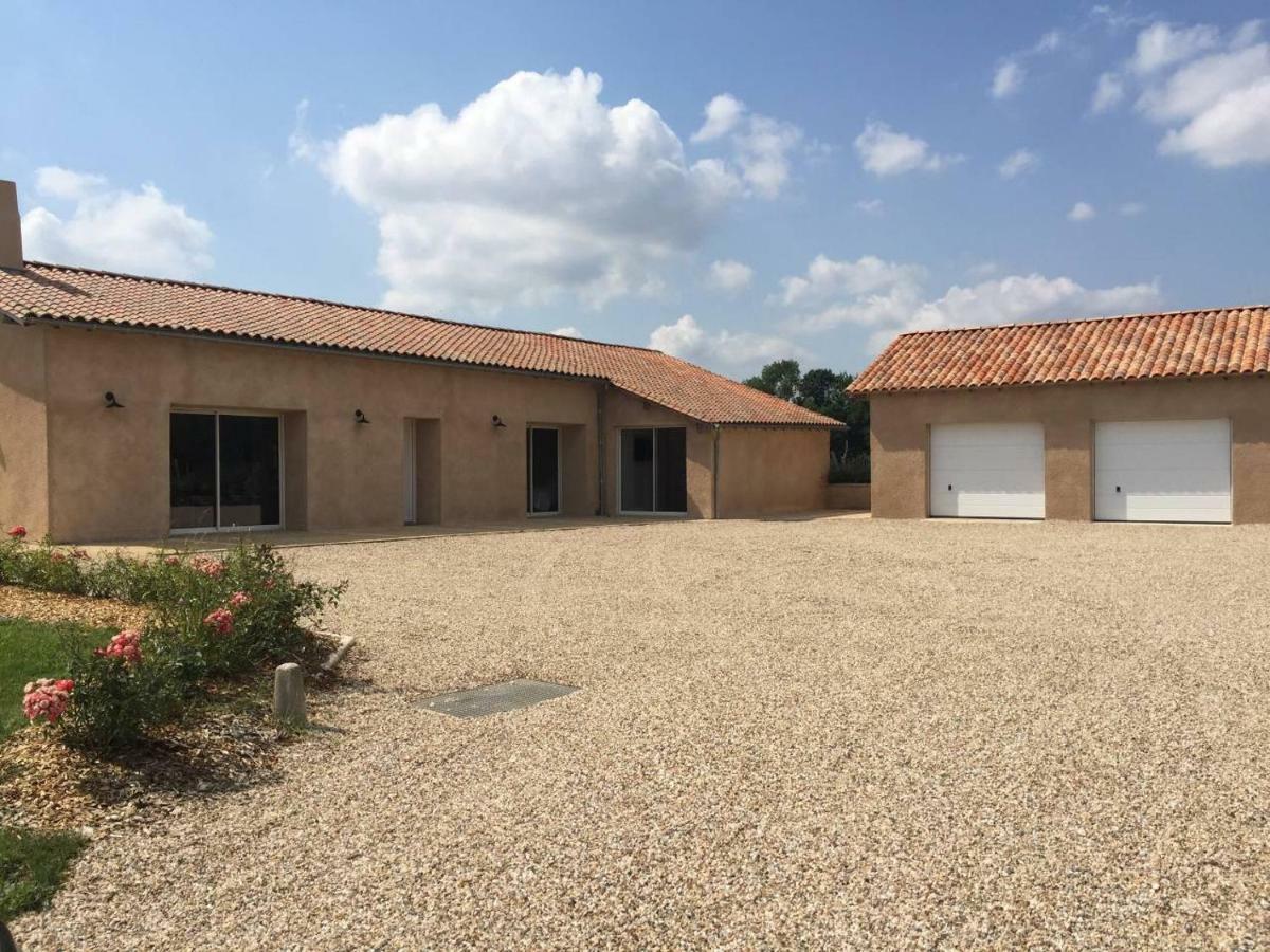 Gite Du Bearnais Vanxains Exterior foto